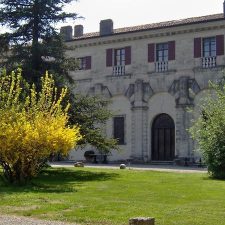 Agriturismo Corte Virgiliana Virgilio Exterior foto