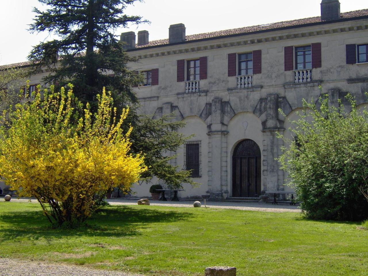 Agriturismo Corte Virgiliana Virgilio Exterior foto